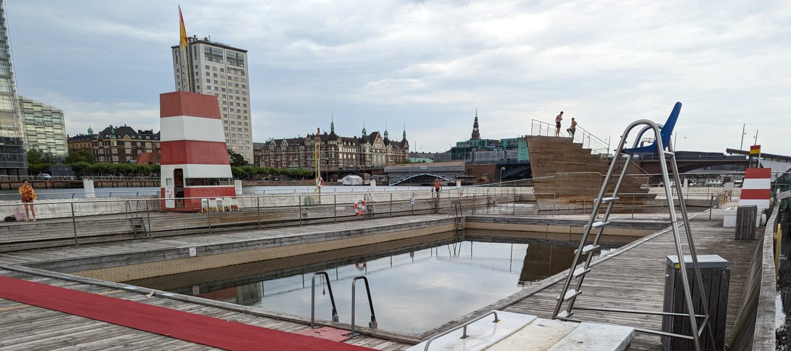 Barco Passion Copenhague piscina de copenhague